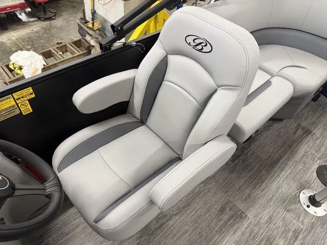 Slide: The Image of Bentley Pontoons Bolt 203 2026 - 19