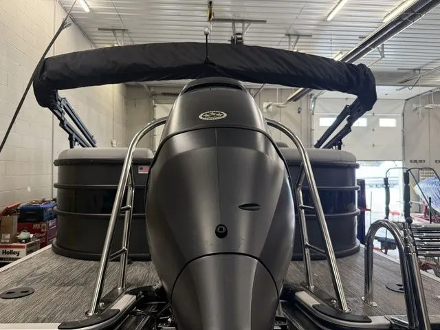 Slide: The Image of Bentley Pontoons Bolt 203 2026 - 4