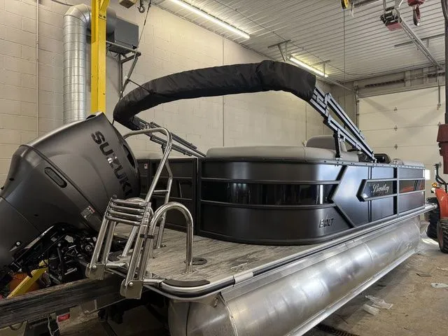 Slide: The Image of Bentley Pontoons Bolt 203 2026 - 5