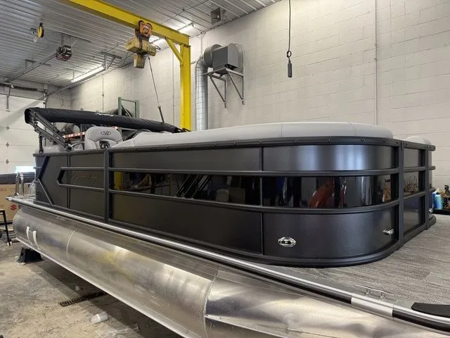 Slide: The Image of Bentley Pontoons Bolt 203 2026 - 6