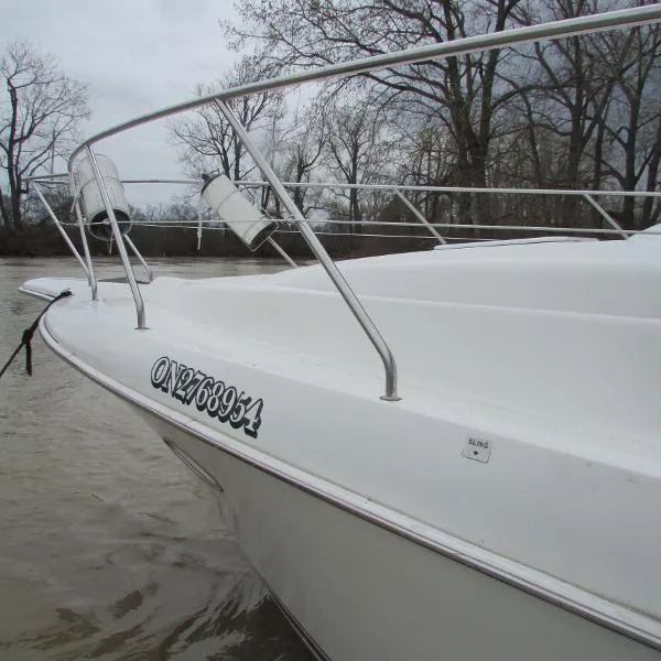 Slide: The Image of Silverton 351 Sedan Cruiser 1997 - 6
