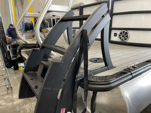 Slide: The Image of Bentley Pontoons Legacy 243 Navigator Dual Captain Extended Deck Fu 2025 - 7