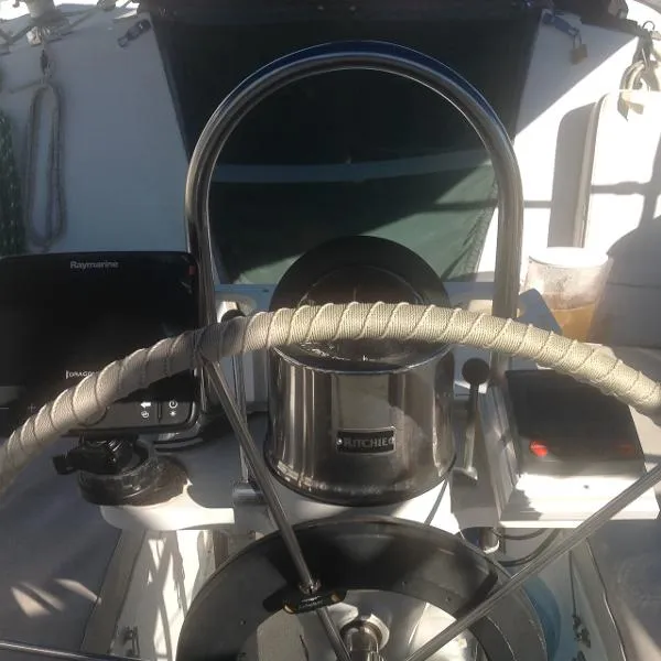 Slide: The Image of Islander 32-2 1979 - 9