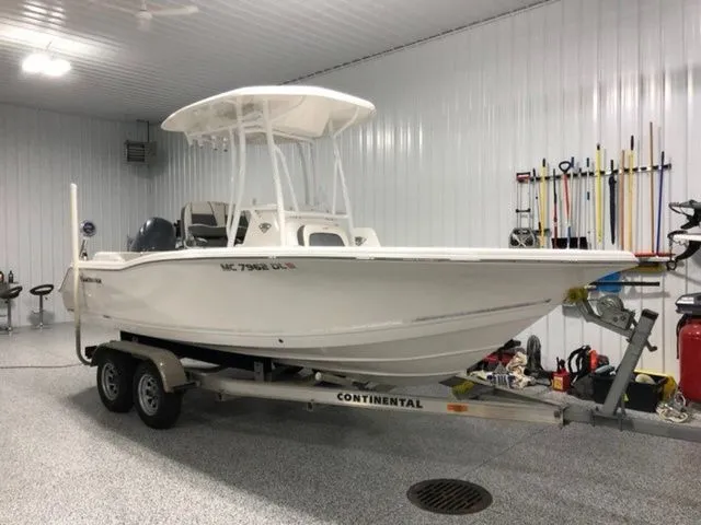 Slide: The Image of Tidewater 210 LXF 2018 - 9