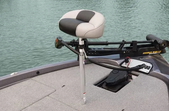 Slide: The Image of Skeeter ZX225 2011 - 11