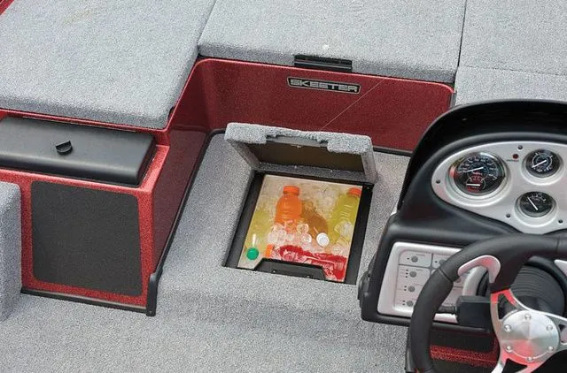 Slide: The Image of Skeeter ZX225 2011 - 8