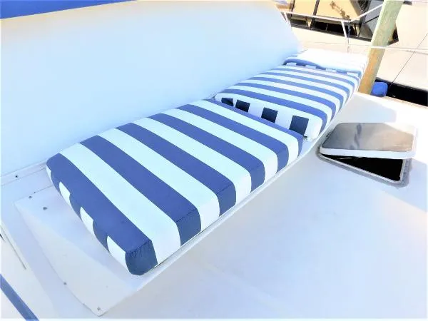Slide: The Image of Viking 44 Aft Cabin Motor Yacht 1986 - 3