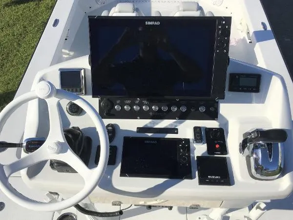 Slide: The Image of Young Boats 26 Gulfshore Custom 2019 - 6