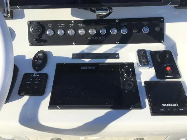 Slide: The Image of Young Boats 26 Gulfshore Custom 2019 - 8