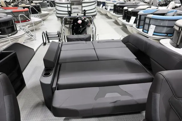 Slide: The Image of Evotti 523 CS 2026 - 11