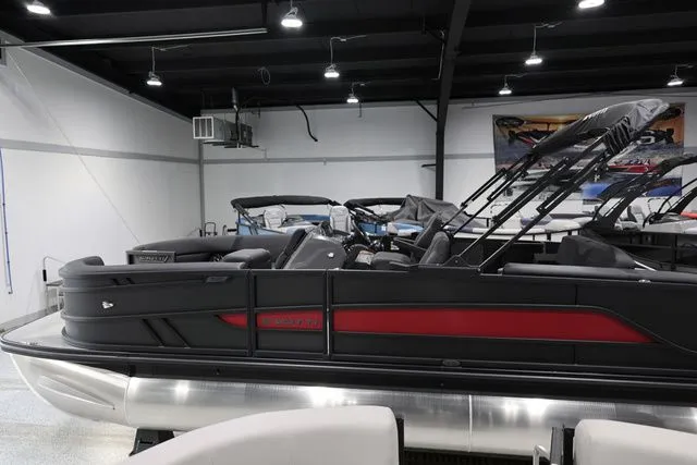 Slide: The Image of Evotti 523 CS 2026 - 4