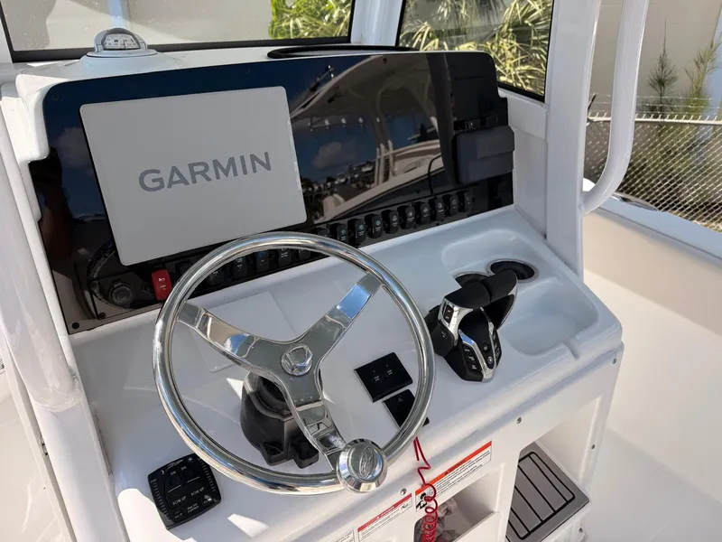 Slide: The Image of Helm console of Sea Hunt Ultra 265 SE boat, year 2020. - 9