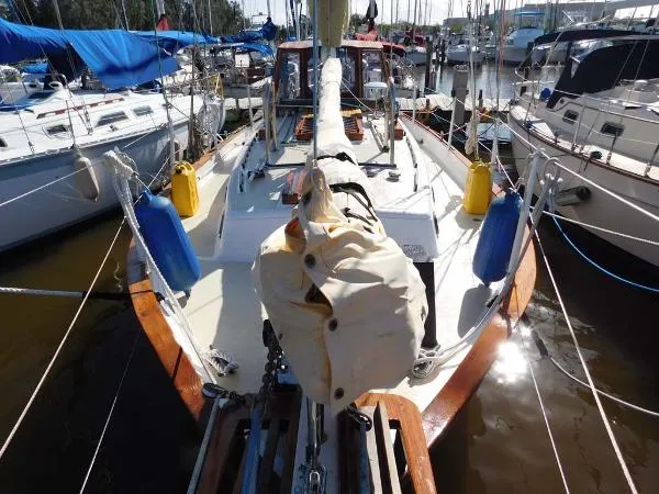 Slide: The Image of Westsail WS 32 1978 - 4