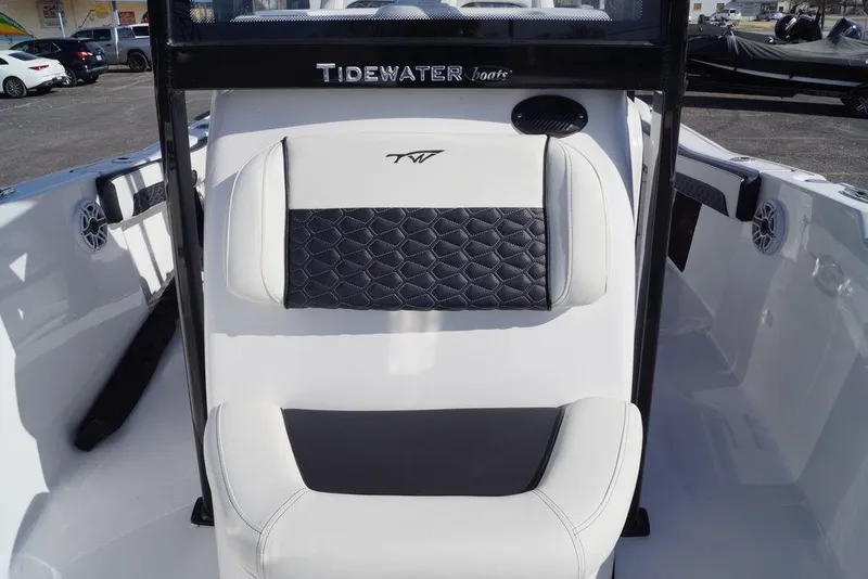 Slide: The Image of 2026 Tidewater 220 LXF boat seat with modern design. - 23