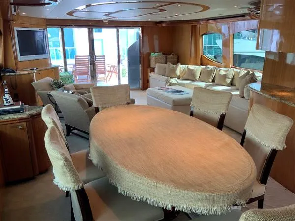 Slide: The Image of Hatteras Motor Yacht 2004 - 10