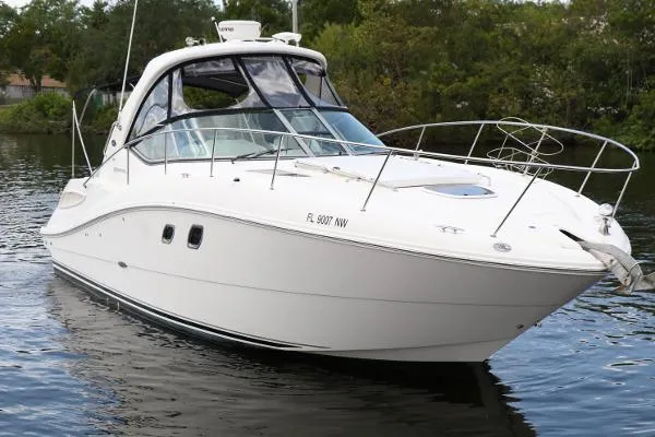 Slide: The Image of Sea Ray 330 Sundancer 2008 - 0
