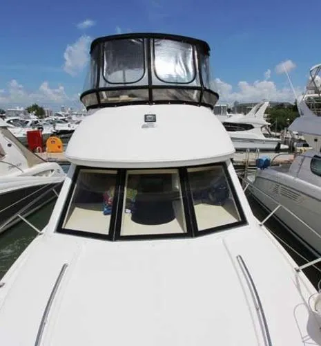 Slide: The Image of Meridian Flybridge Cruiser 2004 - 1