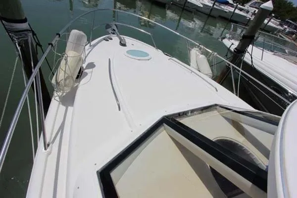 Slide: The Image of Meridian Flybridge Cruiser 2004 - 3