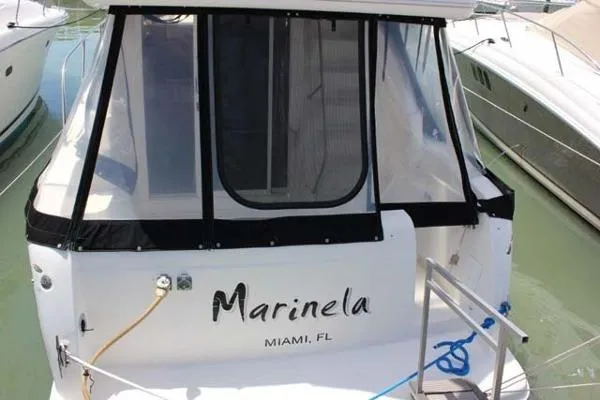 Slide: The Image of Meridian Flybridge Cruiser 2004 - 6