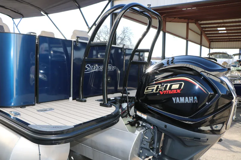 Slide: The Image of 2023 Silver Wave 2410 SW5 RLP pontoon boat with Yamaha SHO VMAX engine. - 9