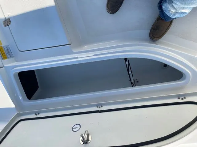 Slide: The Image of NauticStar 227 XTS 2018 - 13