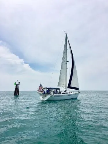 Slide: The Image of Catalina 350 gen and solar 2004 - 0