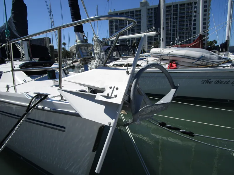Slide: The Image of Catalina 350 gen and solar 2004 - 3