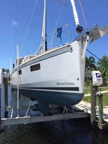 Slide: The Image of Beneteau Oceanis 35.1 2019 - 1