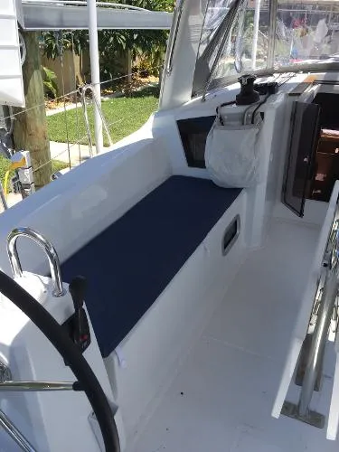 Slide: The Image of Beneteau Oceanis 35.1 2019 - 5