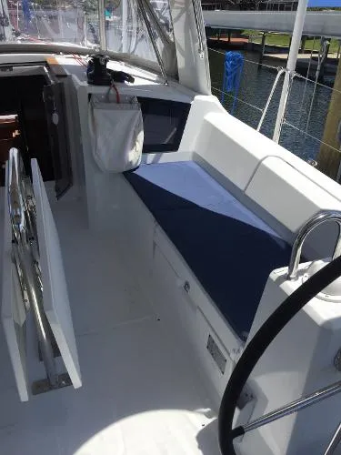 Slide: The Image of Beneteau Oceanis 35.1 2019 - 6
