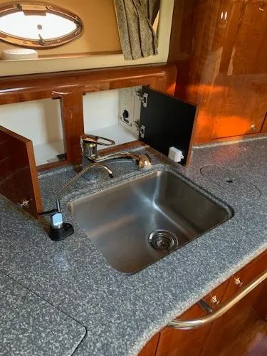 Slide: The Image of Sea Ray 550 Sundancer 2002 - 11