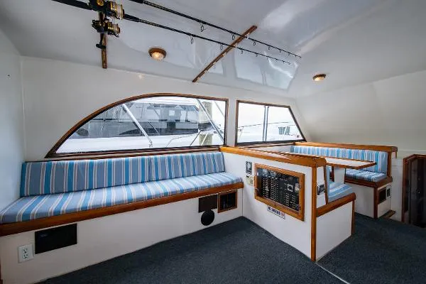 Slide: The Image of Torres 43 Sportfish 1993 - 10