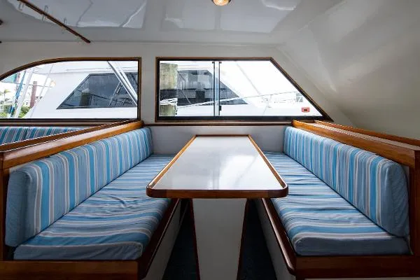 Slide: The Image of Torres 43 Sportfish 1993 - 11