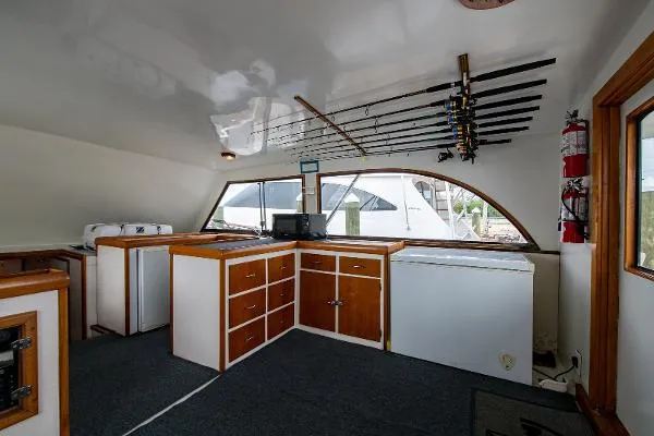 Slide: The Image of Torres 43 Sportfish 1993 - 9