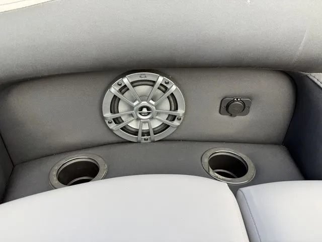 Slide: The Image of Barletta Aria 22CC 2025 - 14