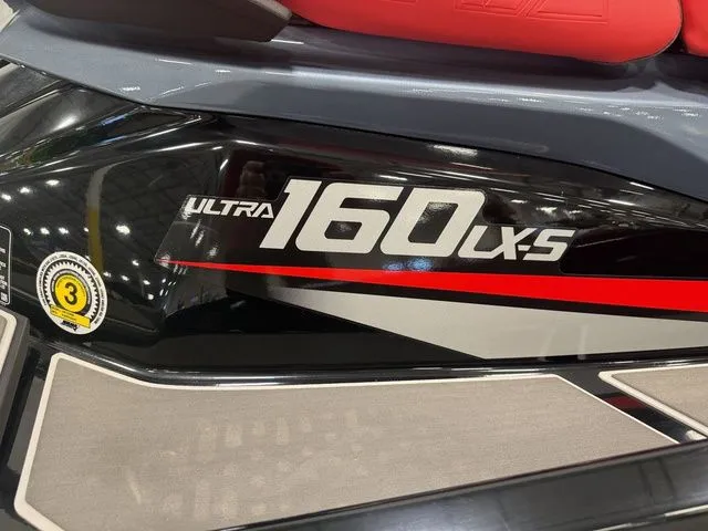 Slide: The Image of Kawasaki ULTRA 160LX-S 2025 - 4