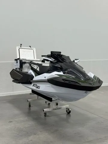 Slide: The Image of Kawasaki Ultra® 160LX-S Angler 2025 - 12