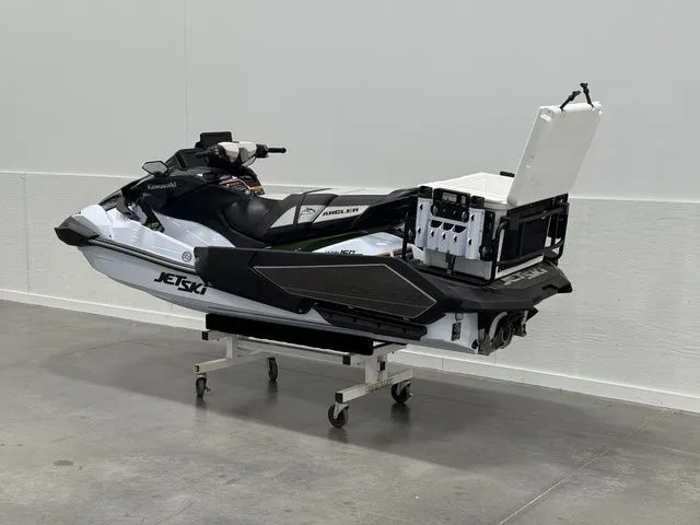 Slide: The Image of Kawasaki Ultra® 160LX-S Angler 2025 - 7