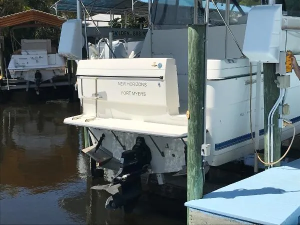 Slide: The Image of Bayliner 289 Classic 2006 - 4