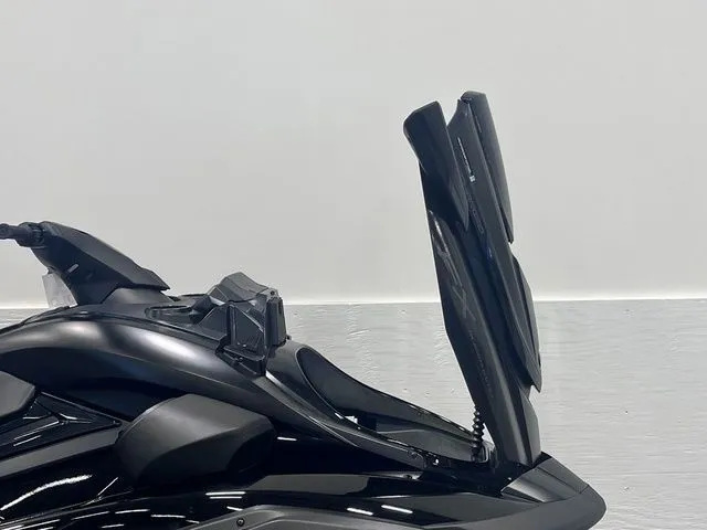 Slide: The Image of Yamaha FX Cruiser SVHO 2025 - 7