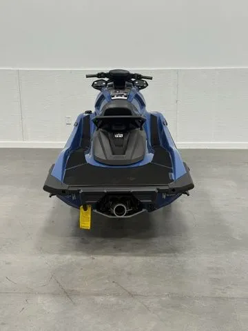Slide: The Image of Yamaha VX Cruiser HO 2025 - 10