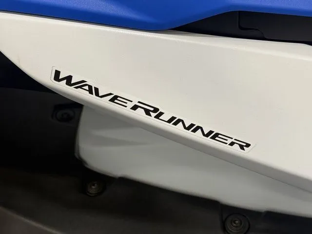 Slide: The Image of Yamaha JETBLASTER 2-BLACK/SPACE BLUE 2025 - 14