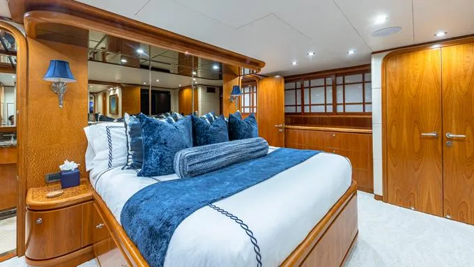 Slide: The Image of Master looking port - 23