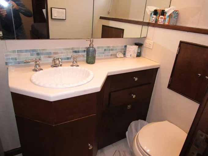 Slide: The Image of Stbd. Guest Head - 43