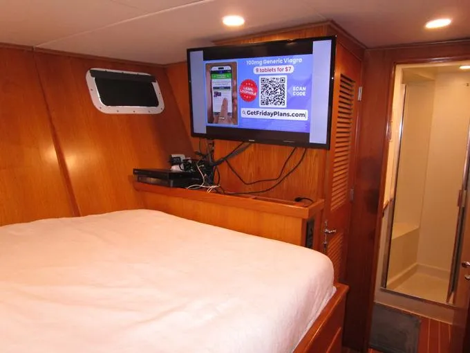 Slide: The Image of Captain's Cabin - 72