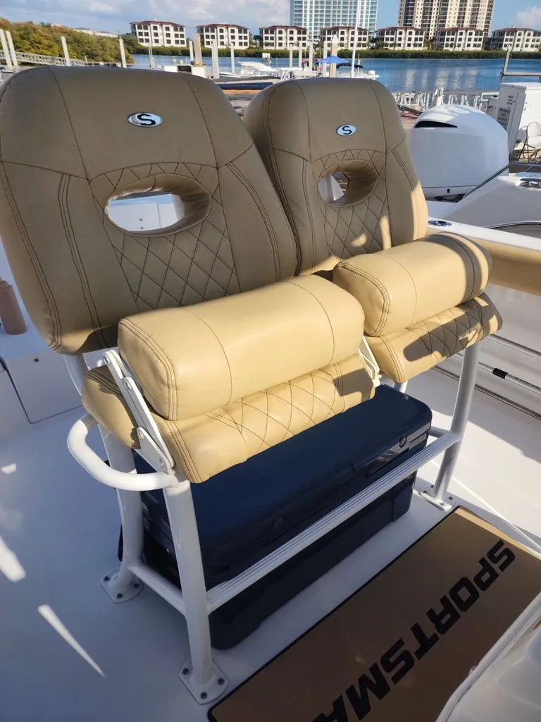 Slide: The Image of Sportsman Heritage 231 Center Console 2021 - 2