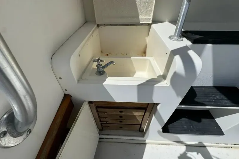 Slide: The Image of Post 44 Convertible 1990 - 13