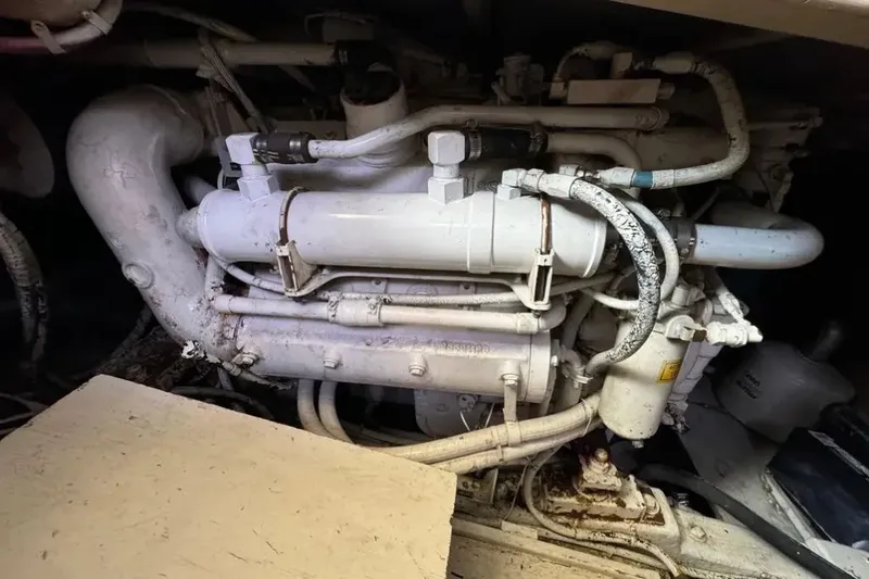 Slide: The Image of Post 44 Convertible 1990 - 32