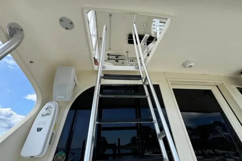 Slide: The Image of Post 44 Sport Fisherman 1990 - 34