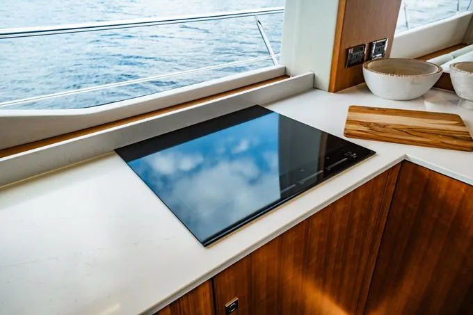 Slide: The Image of Cooktop - 12